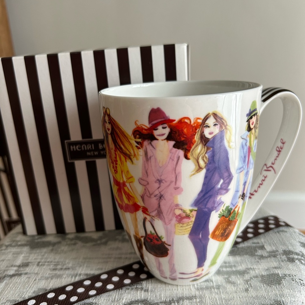 Henri Bendel mug, bone china